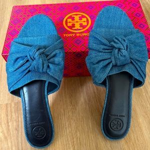 Tory Burch Size 8 Denim Blue Bow Slide Sandal